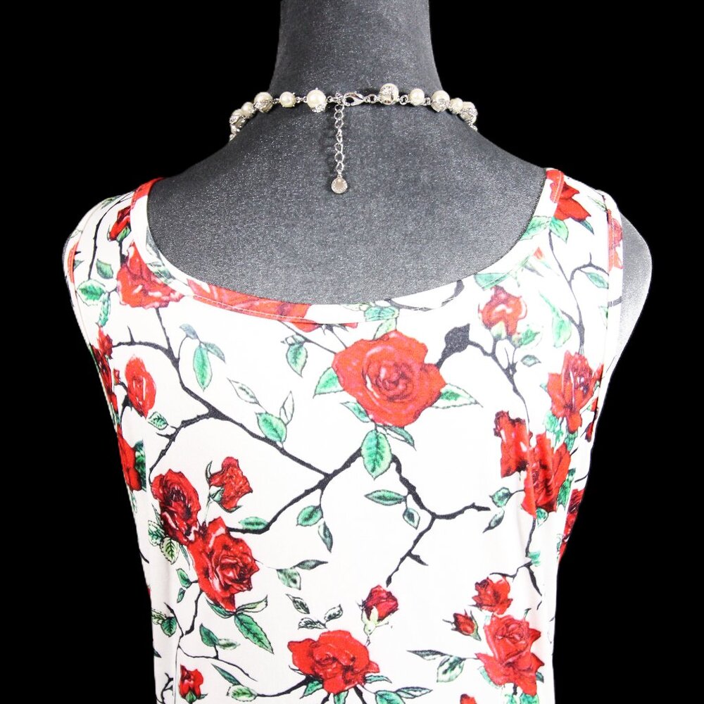 Woman's White Dress with Red Roses.  Size M - Picture 4 of 5